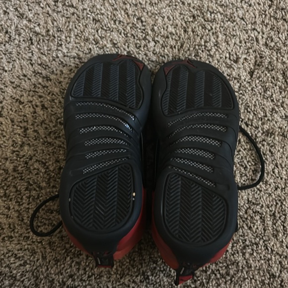 jordan 12 “reverse flu flame” - Picture 3 of 3